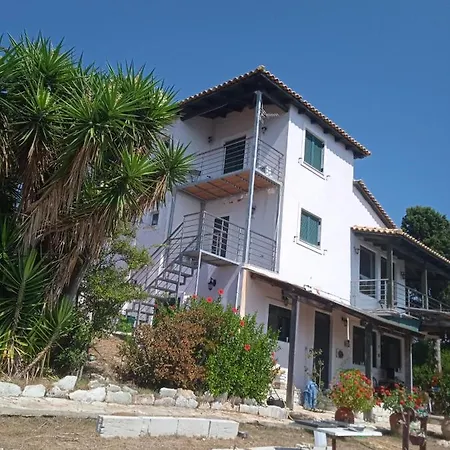 بيت للعطل Elva Katomerion